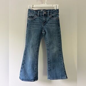 Girl toddler Levi’s 4 regular with pink stitching